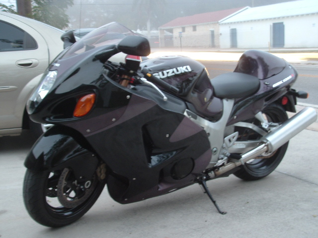 x4990-2004-Suzuki-Hayabusa.jpg